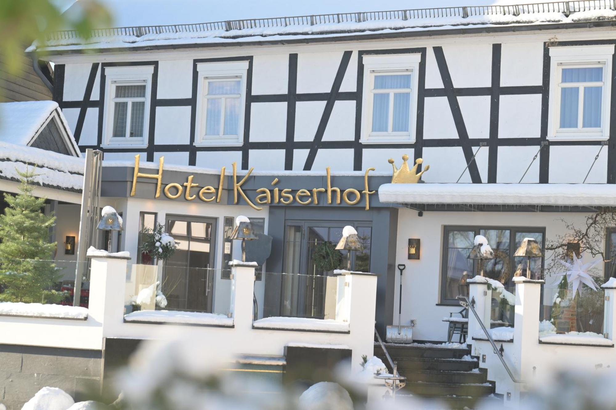 Hotel Kaiserhof Medebach Exterior photo